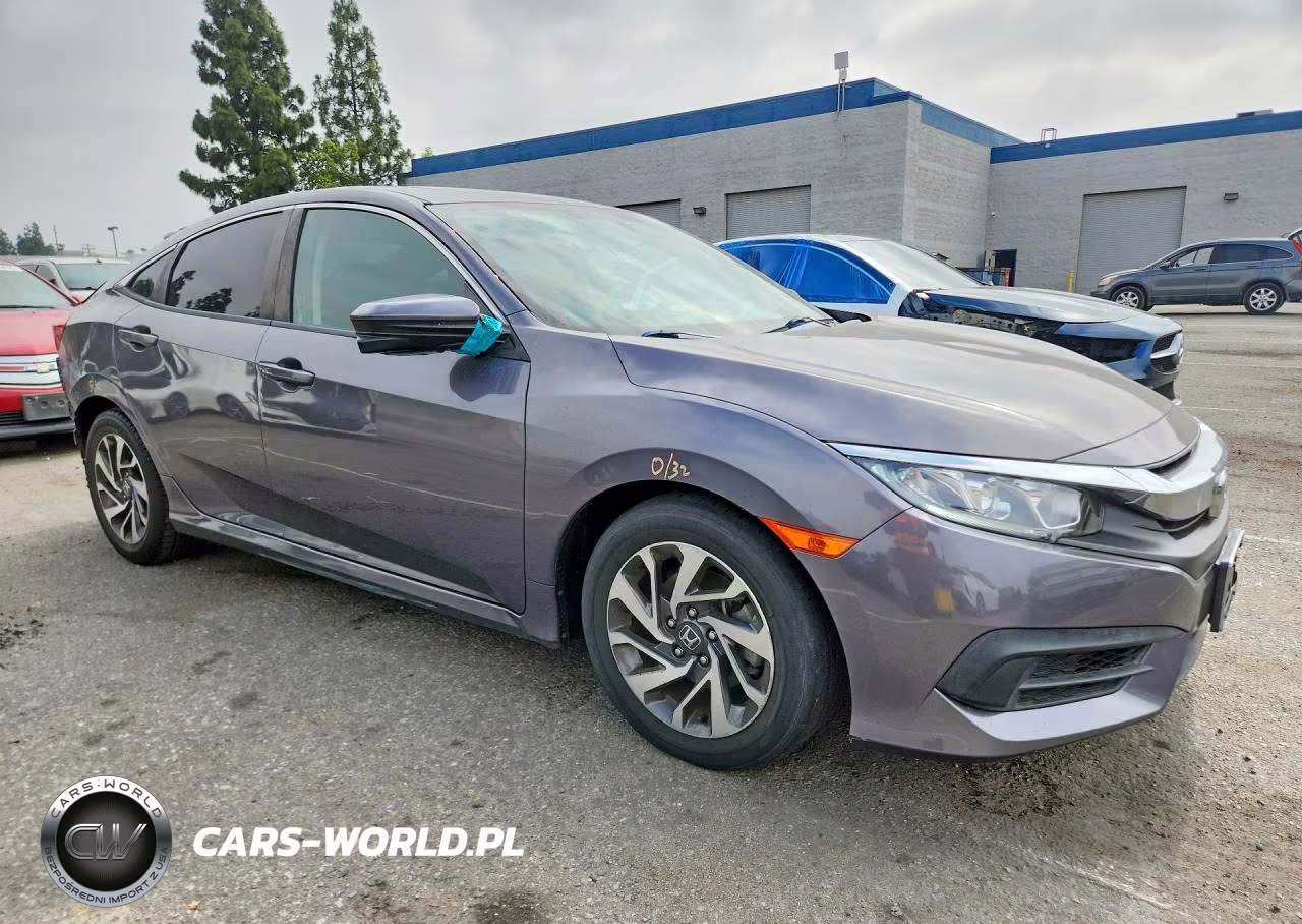 2018 Honda Civic Ex VIN:2HGFC2F79JH540267 - 4
