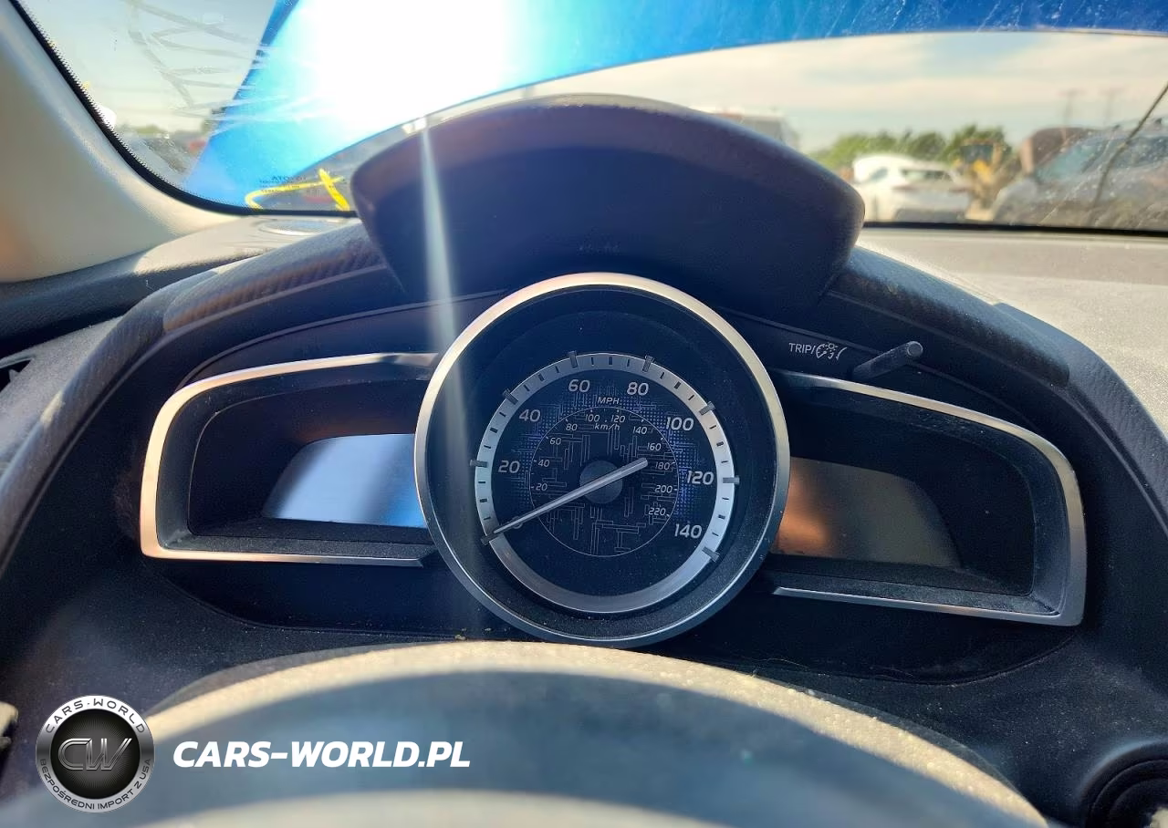 2016 Scion Ia Base VIN:3MYDLBZV6GY119921 - 9