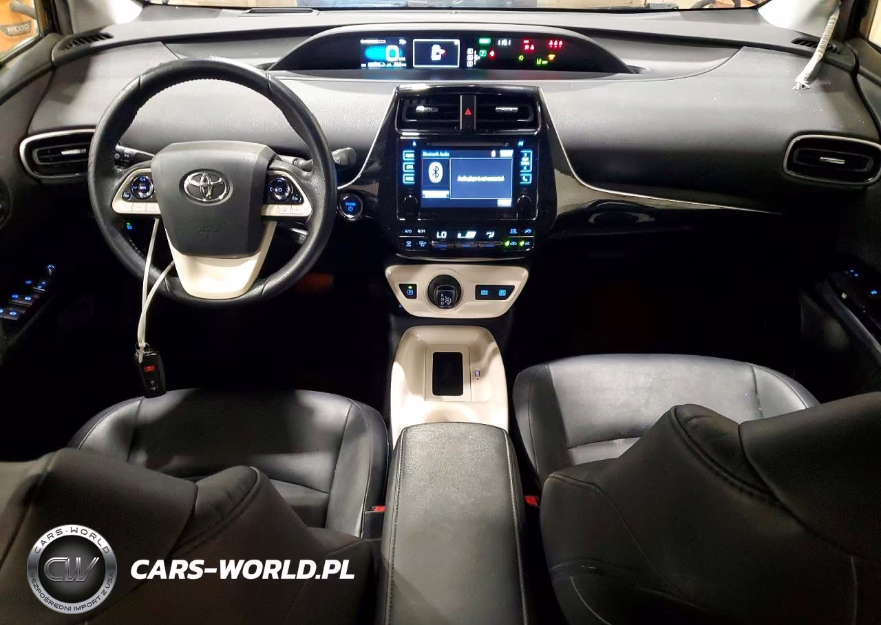 2017 Toyota Prius Four VIN:JTDKARFU6H3031977 - 8
