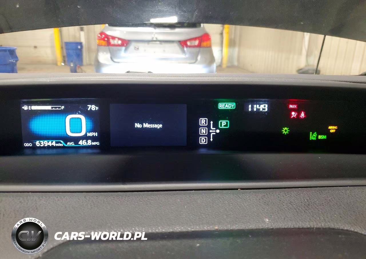 2017 Toyota Prius Four VIN:JTDKARFU6H3031977 - 9