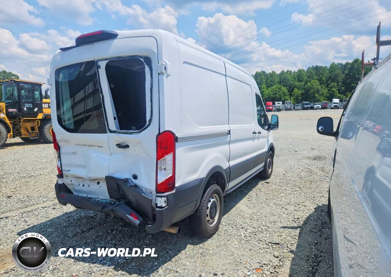 2020 Ford Transit 250 Delivery Van VIN:1FTBR1C85LKB61054 - 3