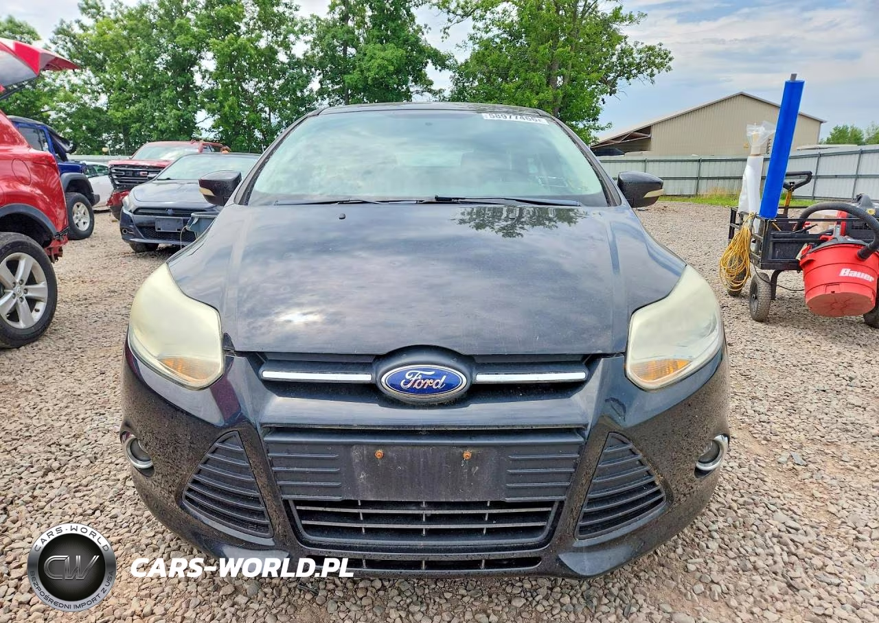 2014 Ford Focus Se VIN:1FADP3K22EL201665 - 5