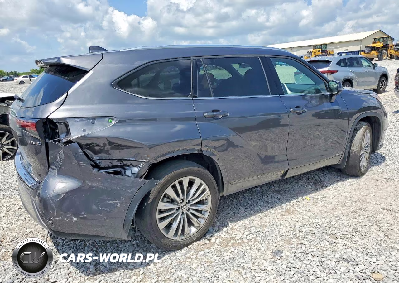 2024 Toyota Highlander Hybrid Platinum VIN:5TDEBRCH8RS619297 - 3