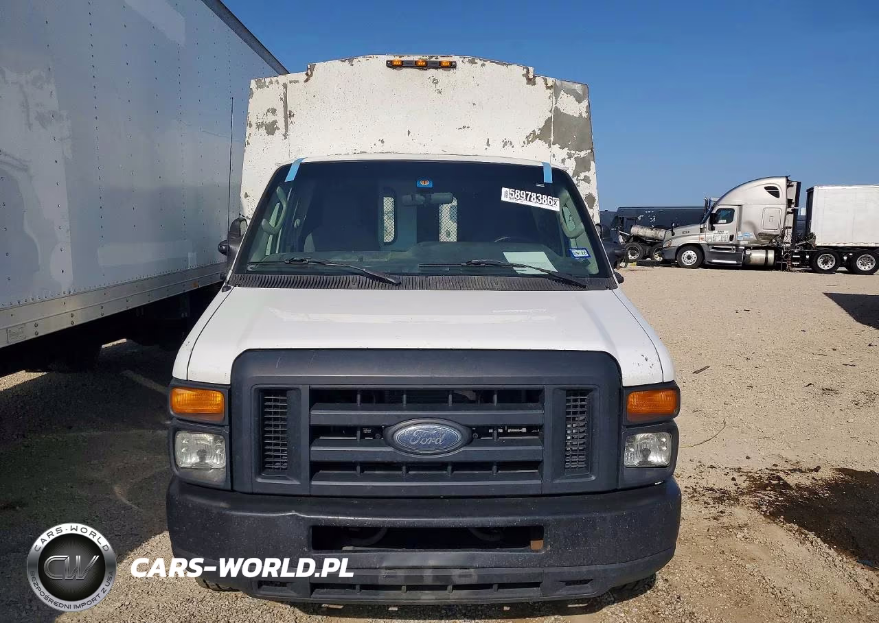 2010 Ford Econoline E450 Super Duty Cutaway Van VIN:1FDXE4FS3ADA55970 - 5