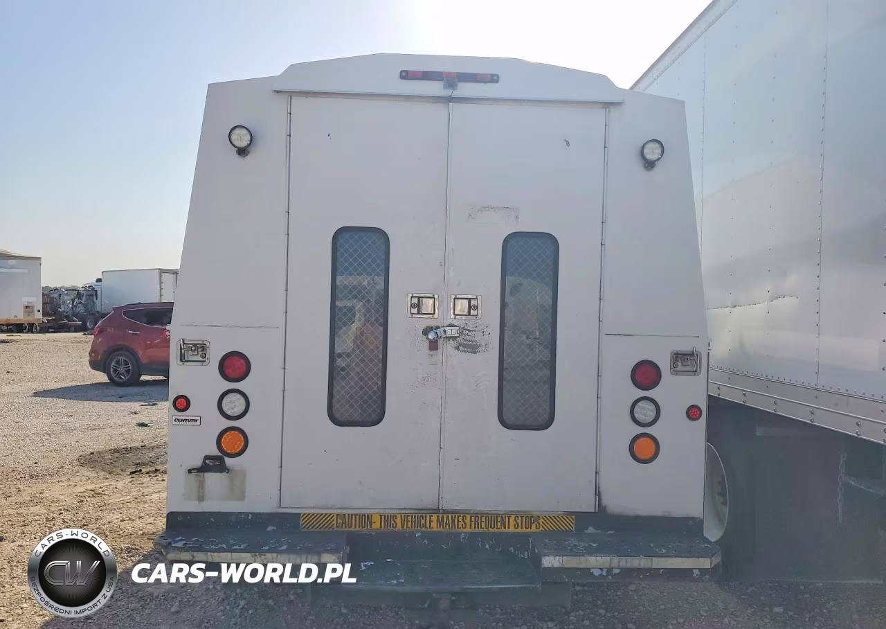 2010 Ford Econoline E450 Super Duty Cutaway Van VIN:1FDXE4FS3ADA55970 - 6