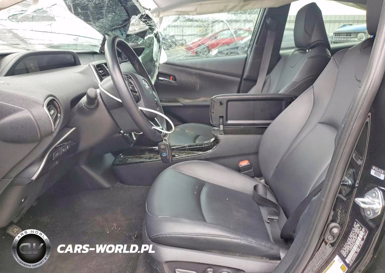 2020 Toyota Prius Xle VIN:JTDKARFU4L3115787 - 7