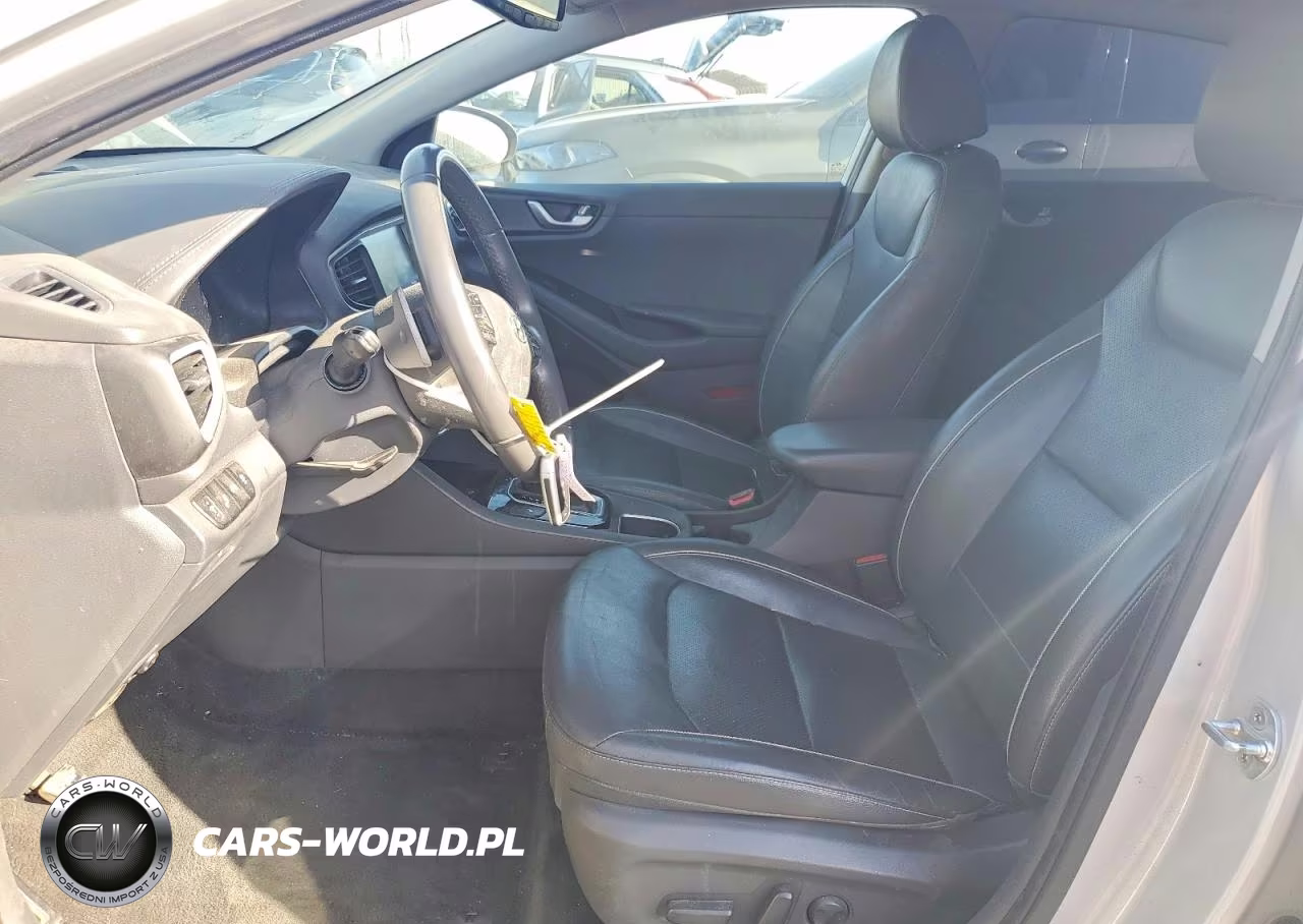 2018 Hyundai Ioniq Limited VIN:KMHC05LC9JU073812 - 7
