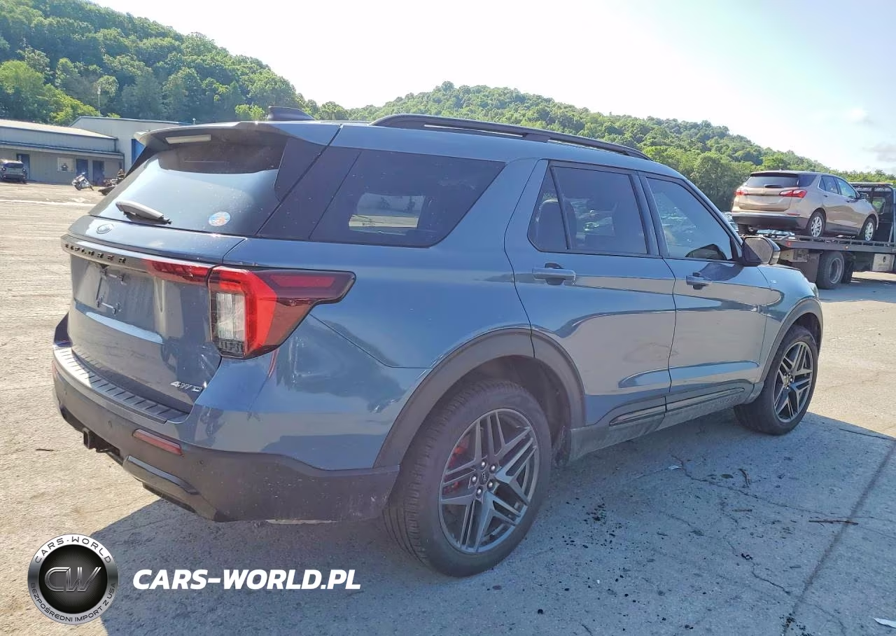 2025 Ford Explorer St-Line VIN:1FMUK8KH9SGA11890 - 3