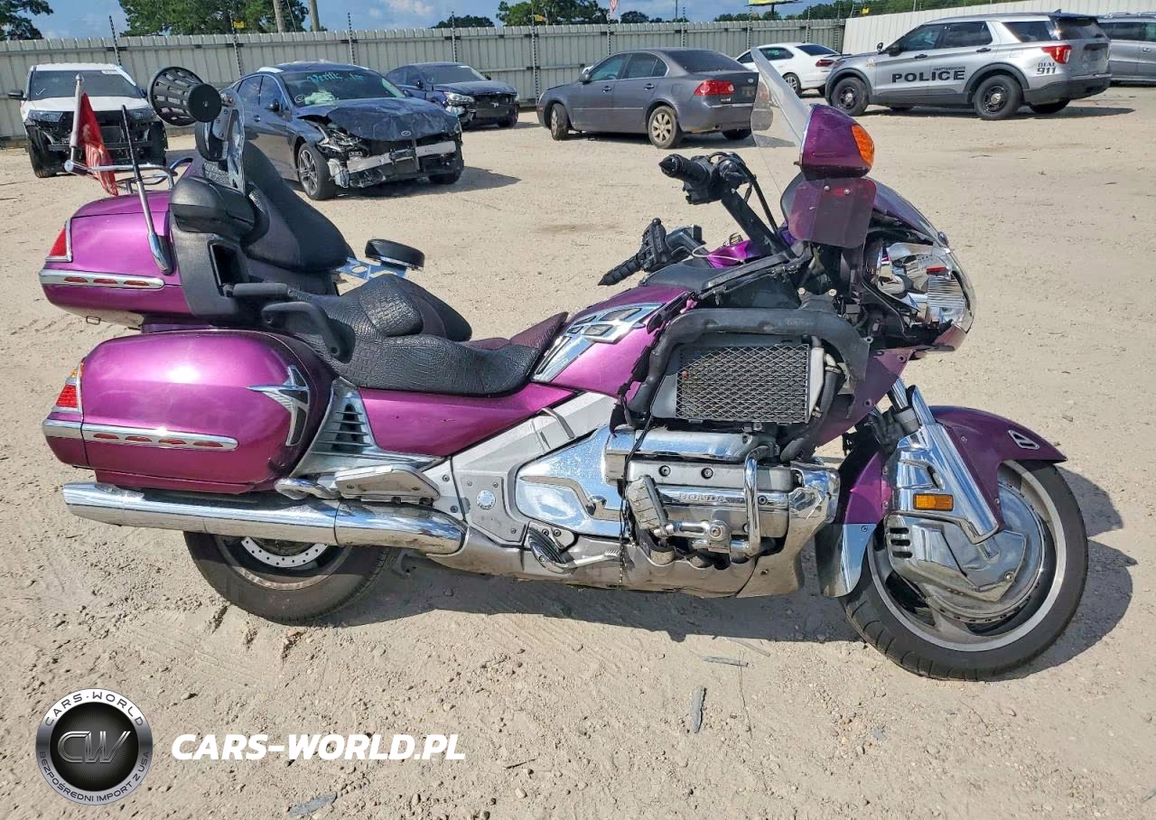 2004 Honda Gl1800 VIN:1HFSC47084A302039 - 1