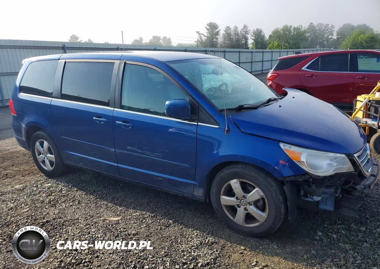2010 Volkswagen Routan Se VIN:2V4RW3D14AR296132 - 4