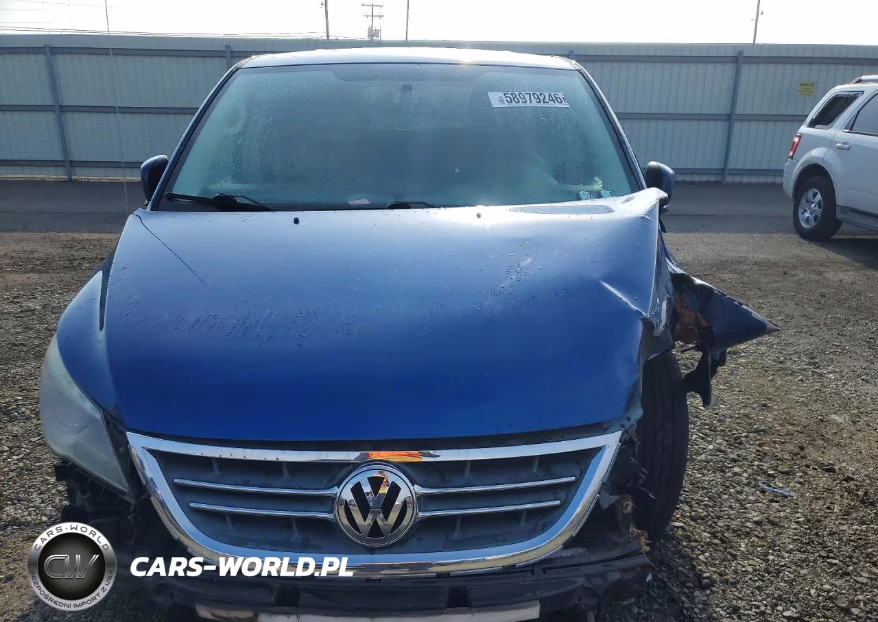 2010 Volkswagen Routan Se VIN:2V4RW3D14AR296132 - 5