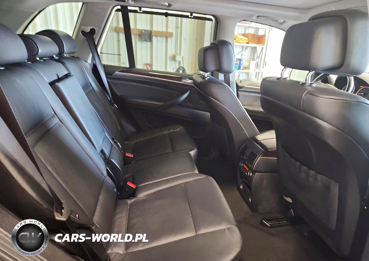 2012 BMW X5 xDrive35I VIN:5UXZV4C58CL987052 - 11