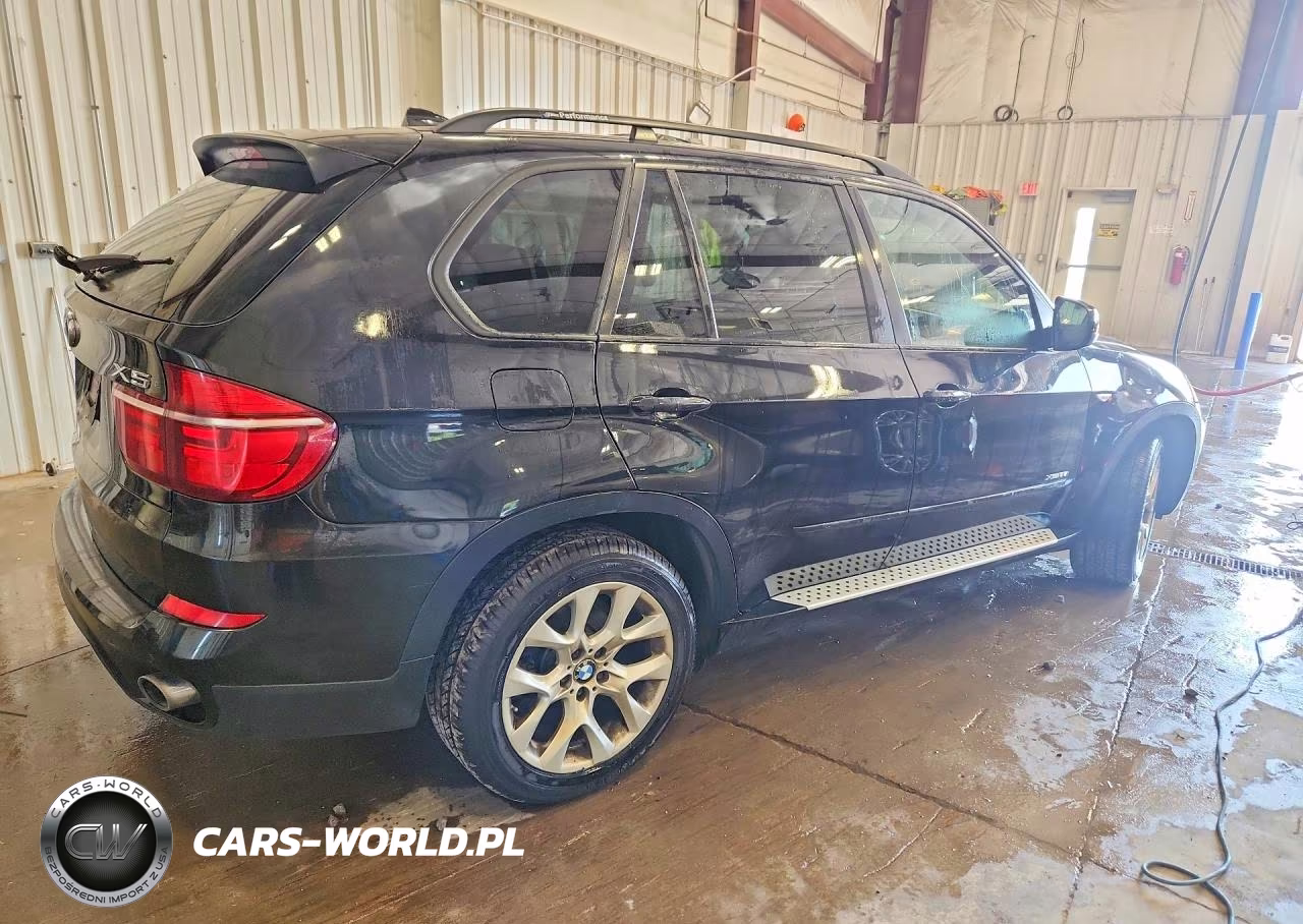 2012 BMW X5 xDrive35I VIN:5UXZV4C58CL987052 - 3