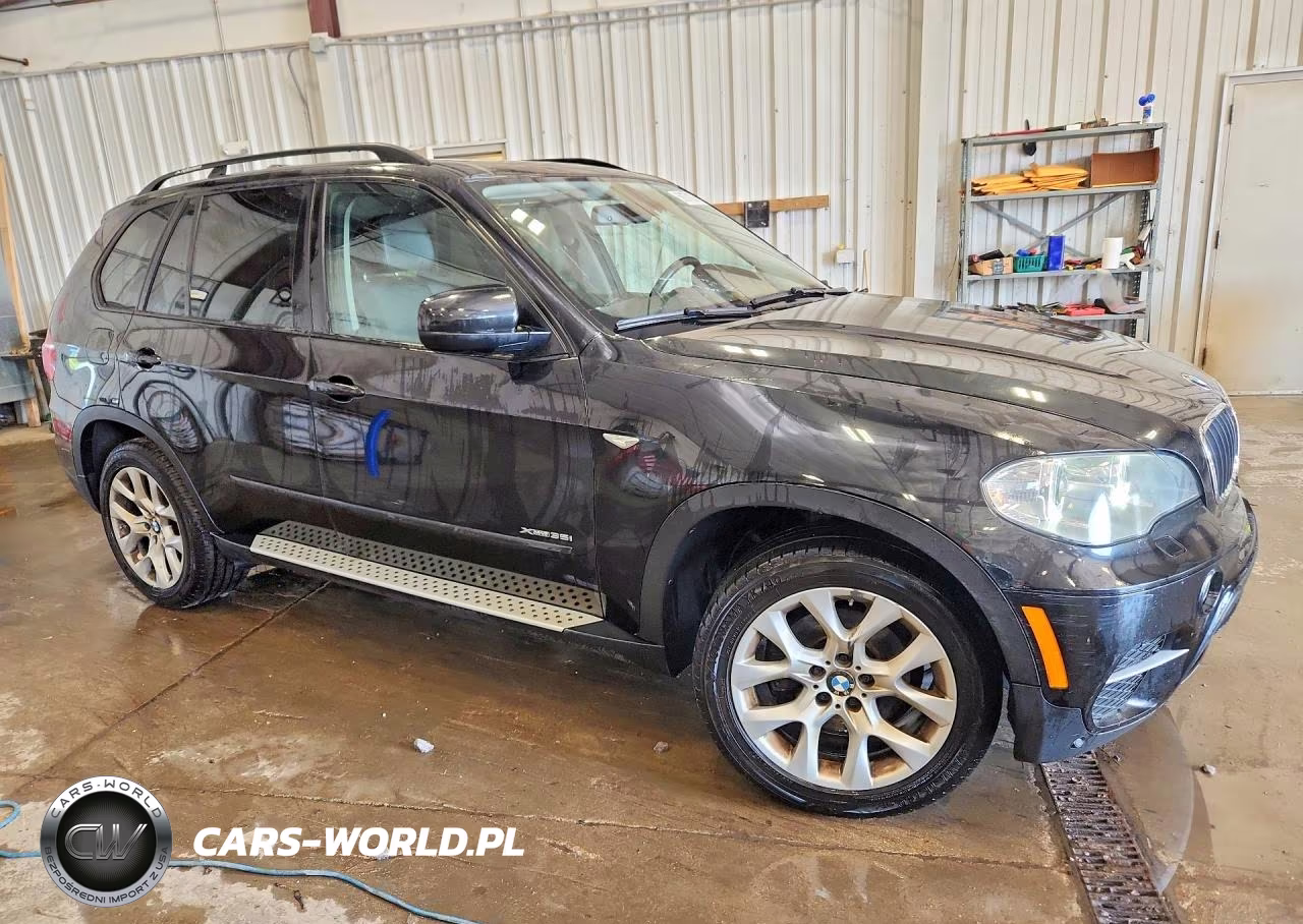 2012 BMW X5 xDrive35I VIN:5UXZV4C58CL987052 - 4