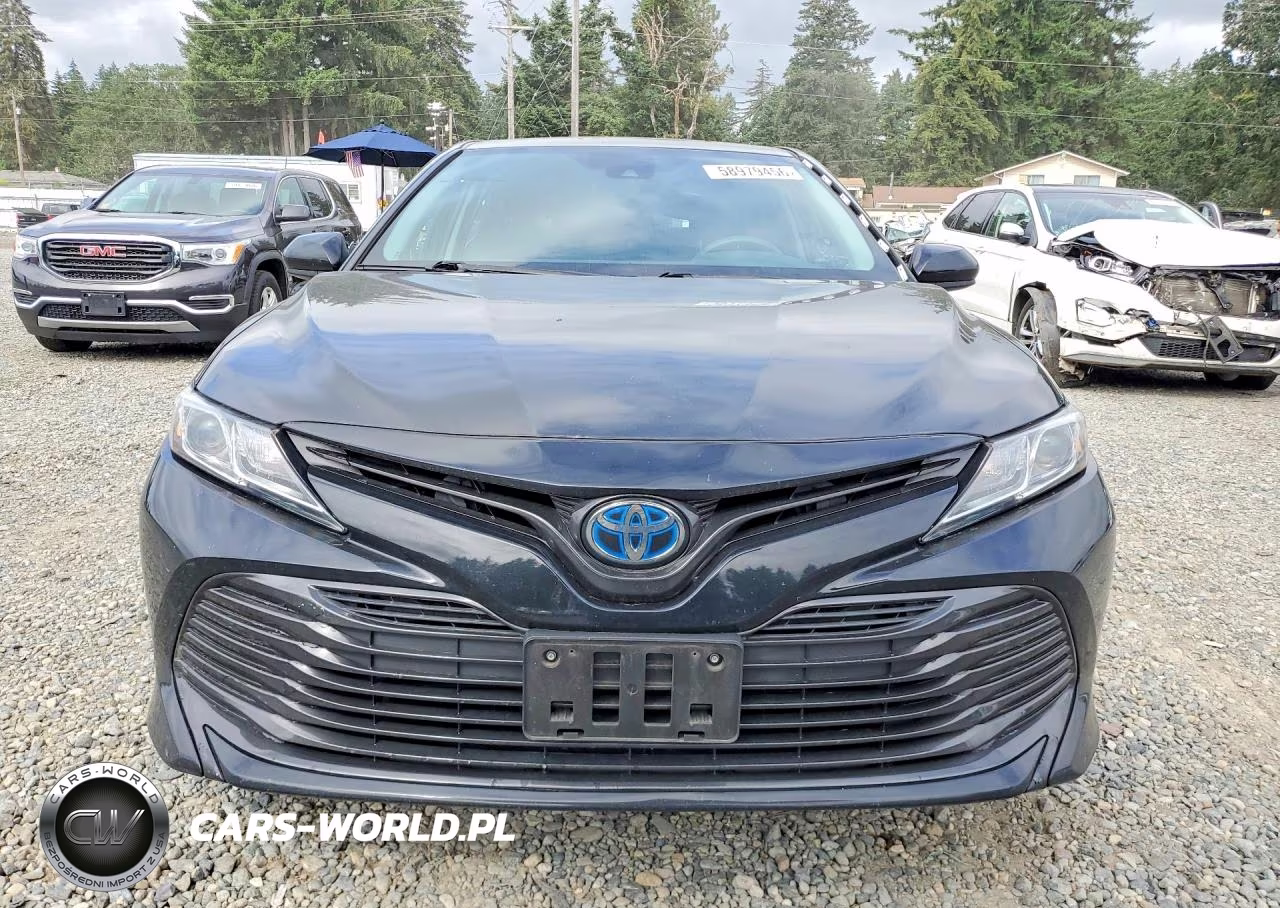 2020 Toyota Camry Le VIN:4T1C31AK7LU526712 - 5