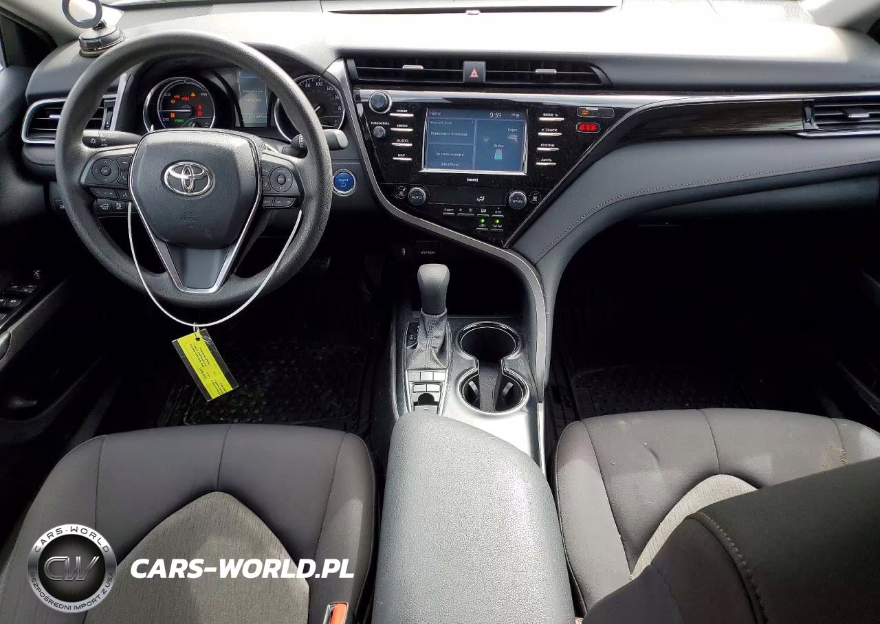 2020 Toyota Camry Le VIN:4T1C31AK7LU526712 - 8