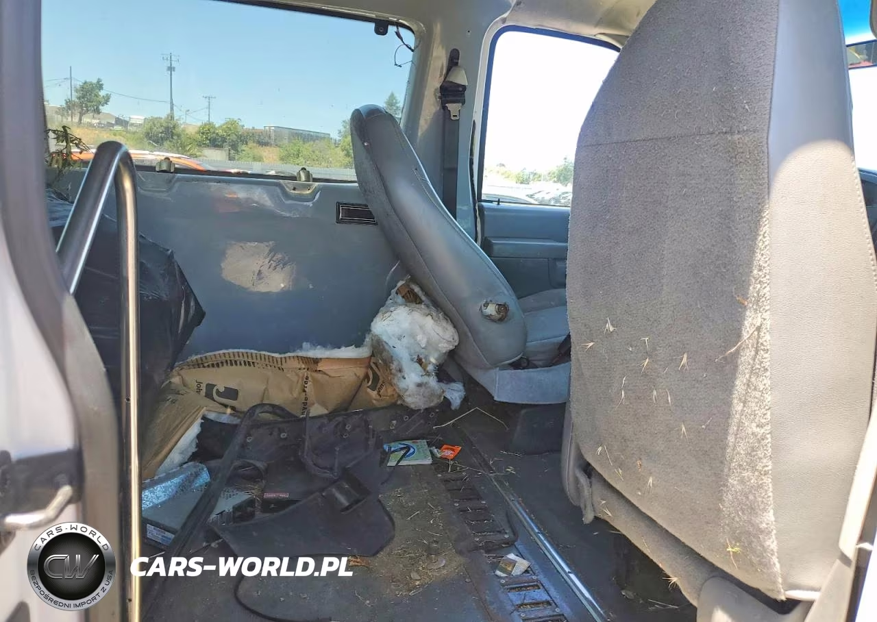 2004 Ford Econoline E250 Van VIN:1FTNE24L44HB45539 - 11