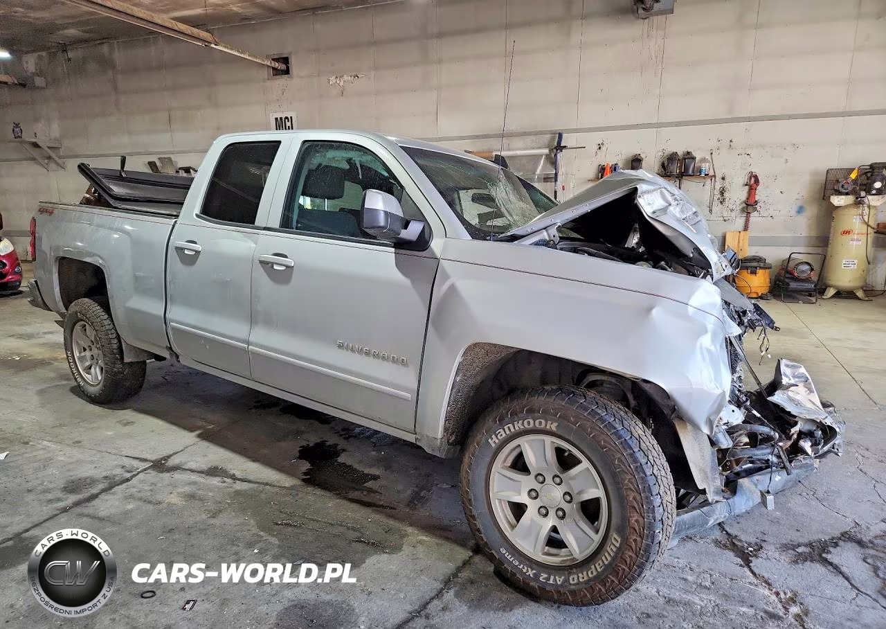 2017 Chevrolet Silverado K1500 Lt VIN:1GCVKREC0HZ308283 - 4