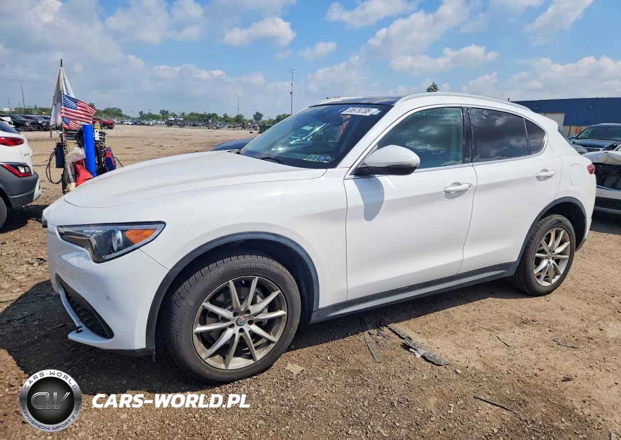 2018 Alfa Romeo Stelvio Ti