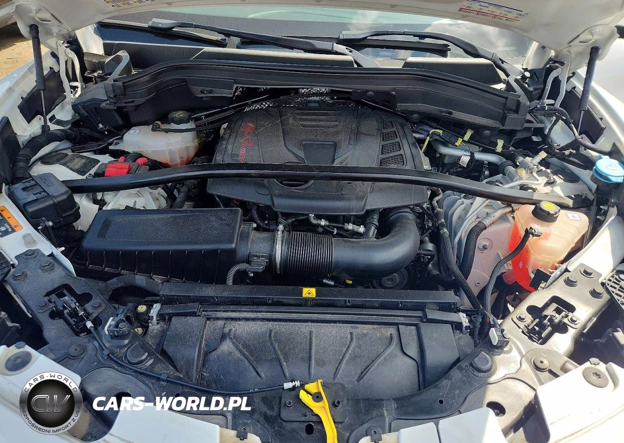 2018 Alfa Romeo Stelvio Ti VIN:ZASFAKBN3J7B84443 - 12