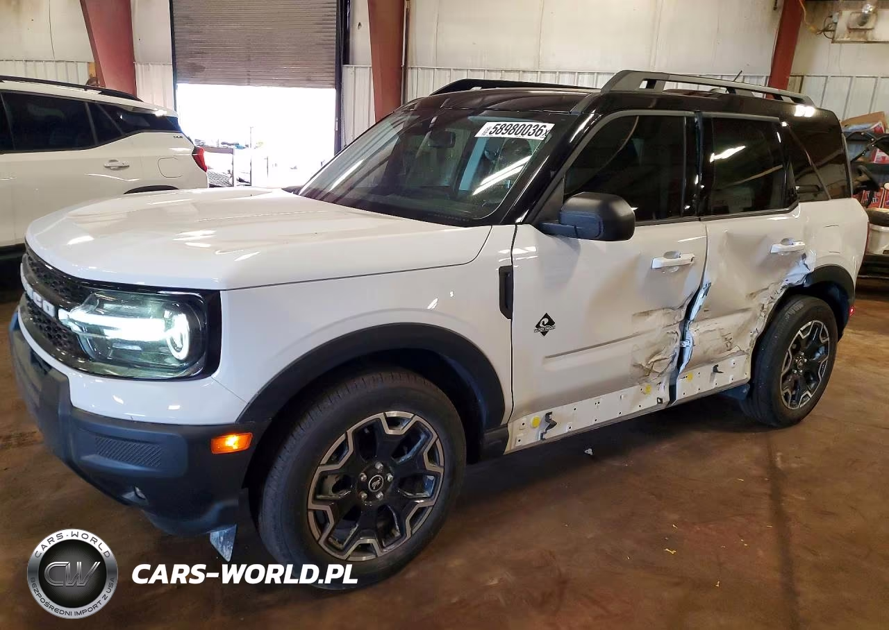2025 Ford Bronco Sport Outer Banks – zdjęcie 1 z 13