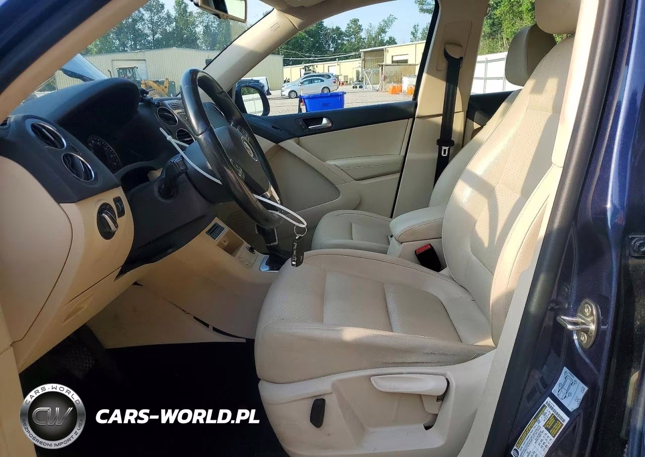 2016 Volkswagen Tiguan S VIN:WVGAV7AX2GW602587 - 7