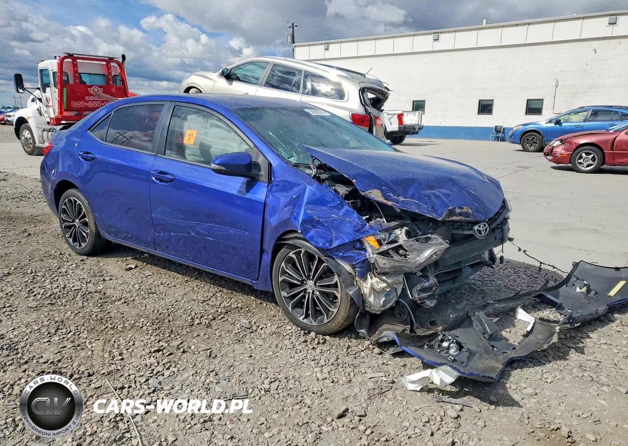 2015 Toyota Corolla S Plus VIN:5YFBURHE9FP332163 - 4
