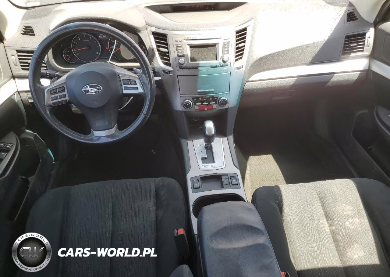 2014 Subaru Outback 2.5I Premium VIN:4S4BRCCC1E3260186 - 8