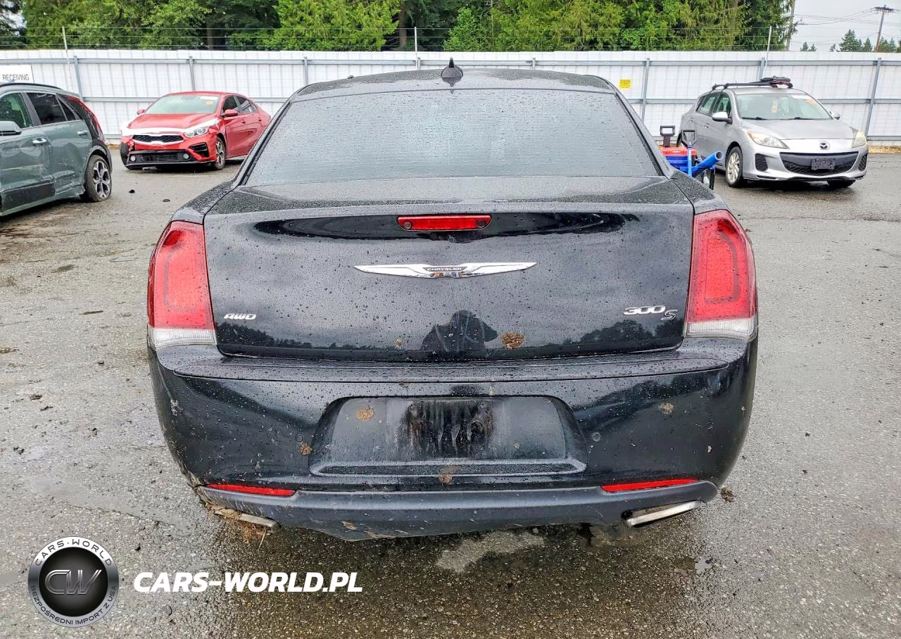 2016 Chrysler 300 S VIN:2C3CCAGG5GH261857 - 6