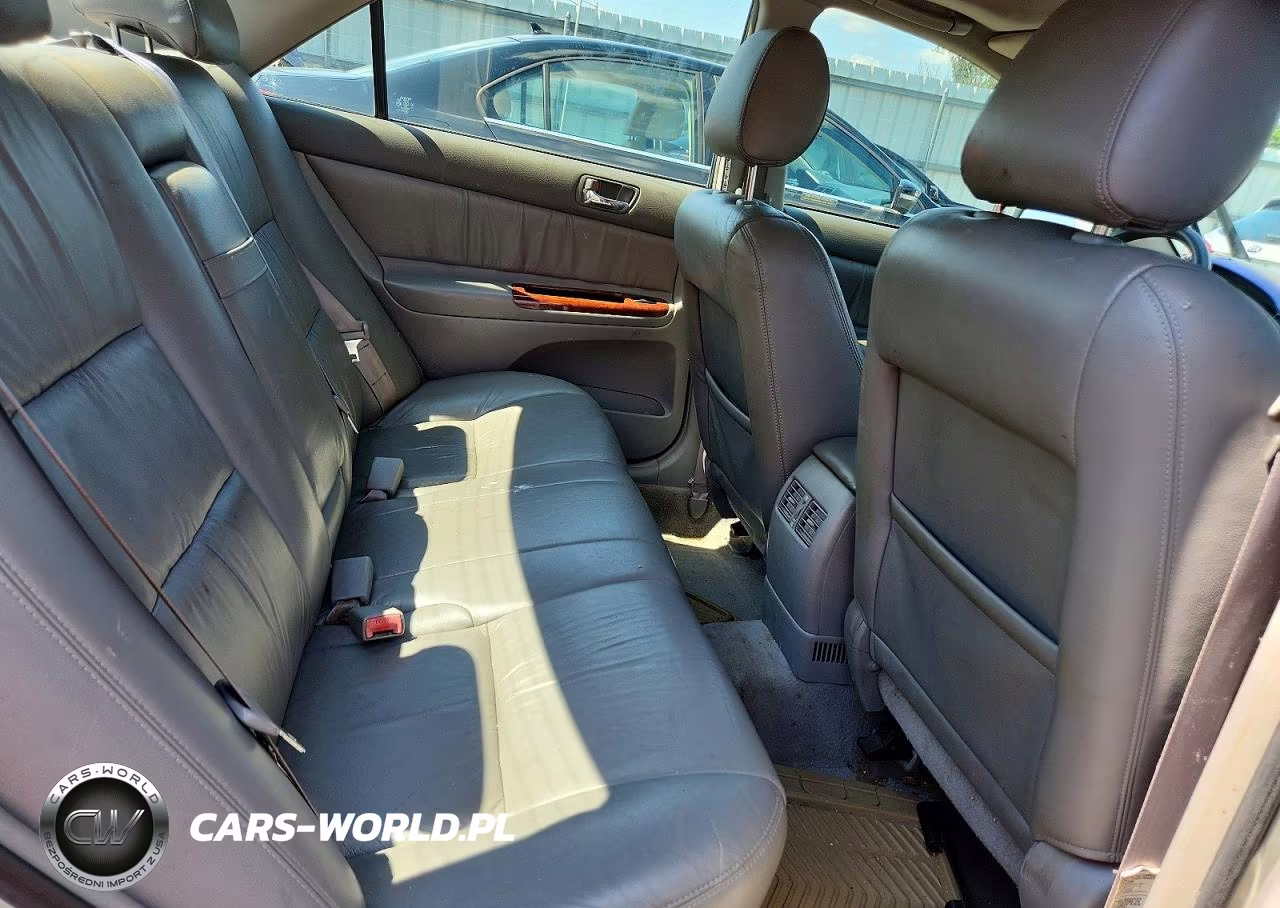 2002 Toyota Camry VIN:JTDBF30K820034216 - 10