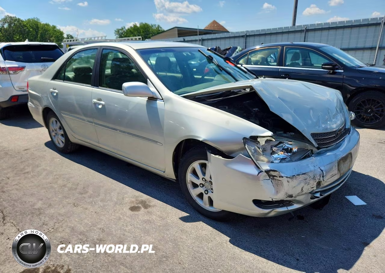 2002 Toyota Camry VIN:JTDBF30K820034216 - 4