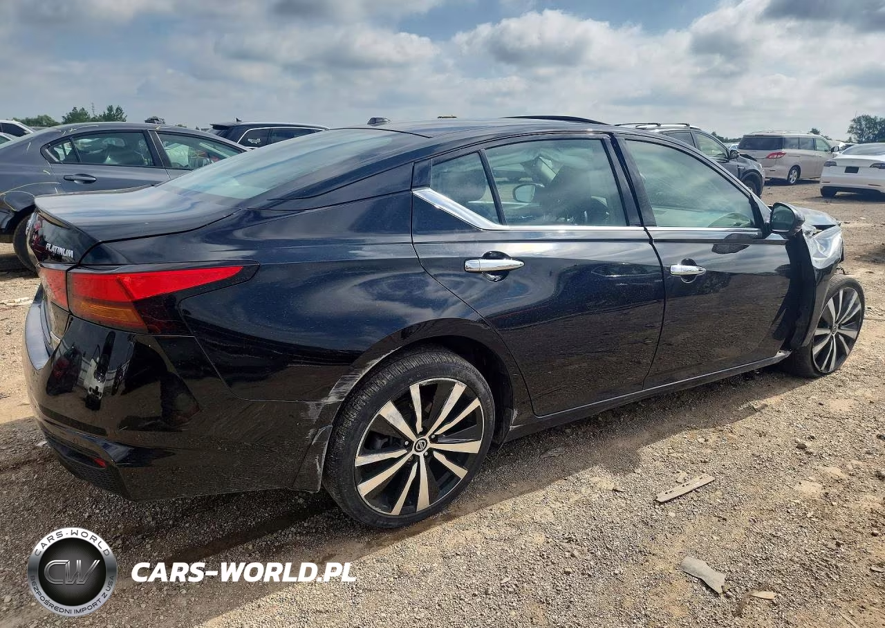 2020 Nissan Altima Platinum VIN:1N4AL4FV1LC139875 - 3