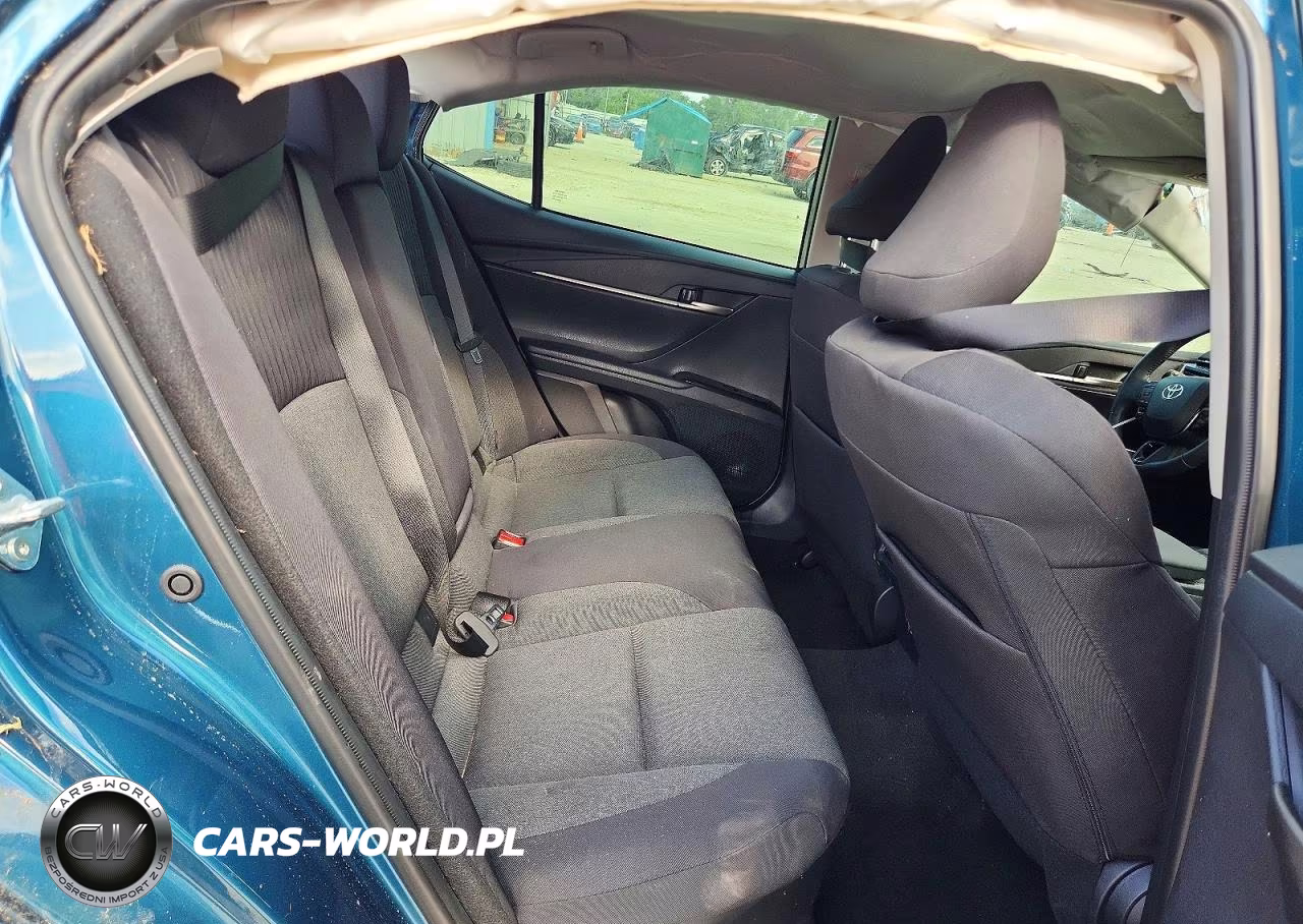 2025 Toyota Camry Le VIN:4T1DAACK6SU615838 - 10