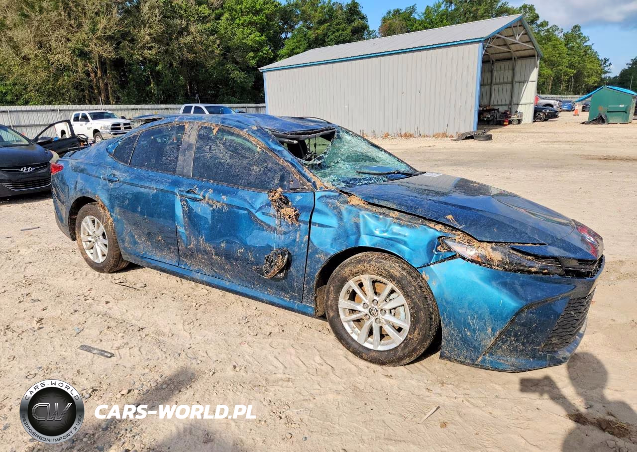 2025 Toyota Camry Le VIN:4T1DAACK6SU615838 - 4