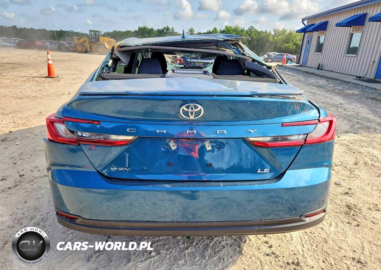 2025 Toyota Camry Le VIN:4T1DAACK6SU615838 - 6