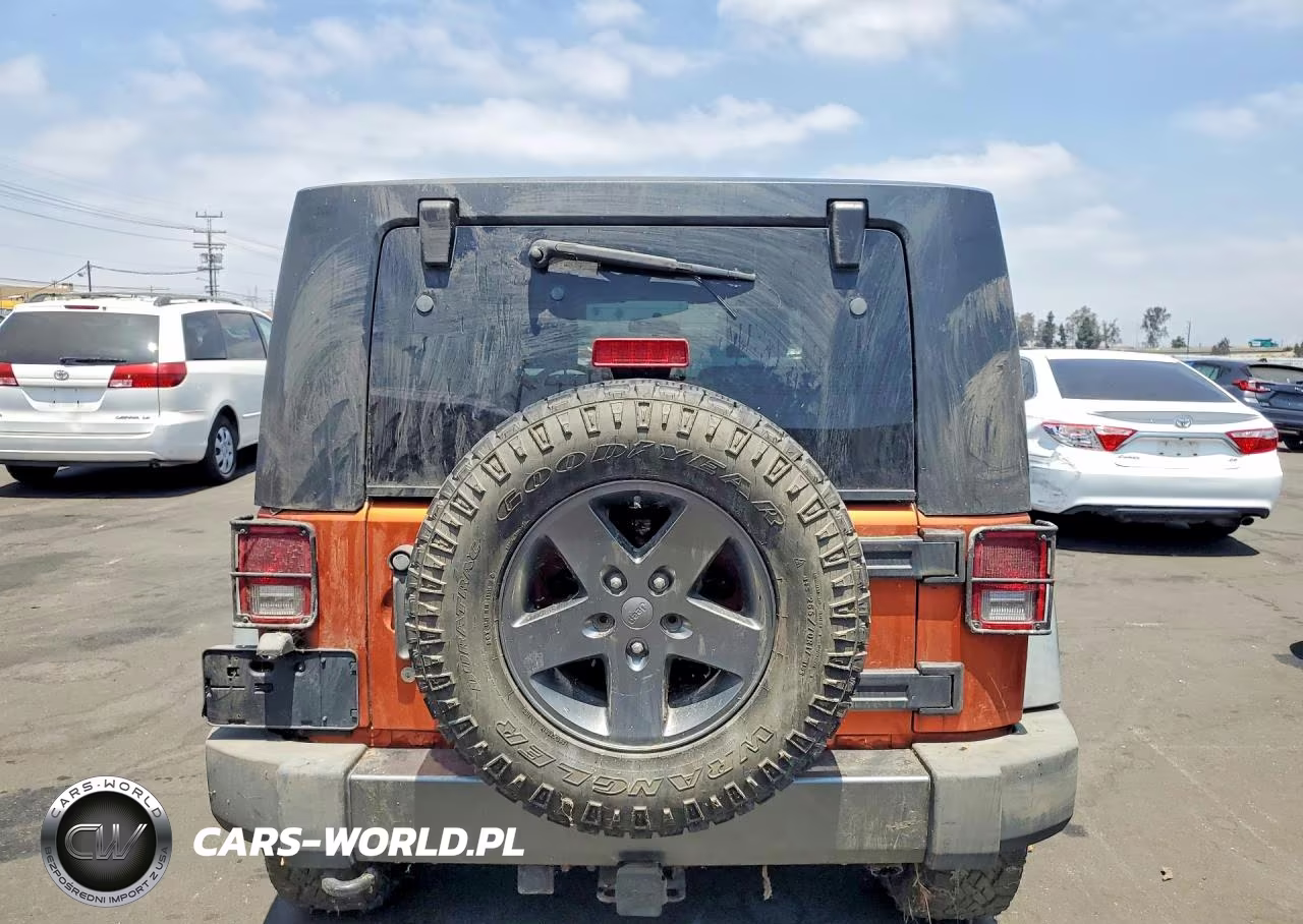 2010 Jeep Wrangler Unlimited Sport VIN:1J4BA3H15AL191090 - 6
