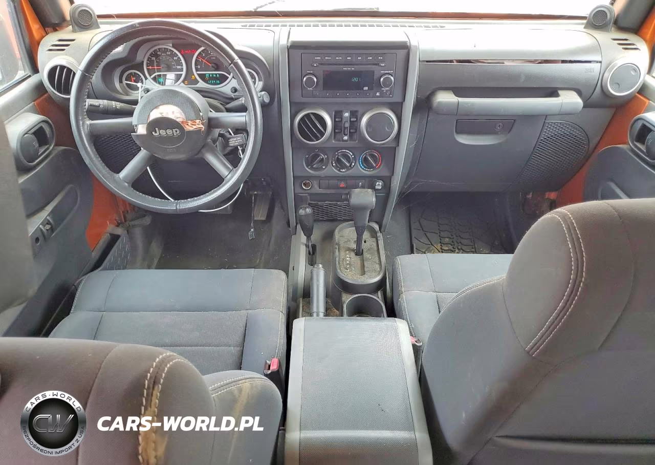 2010 Jeep Wrangler Unlimited Sport VIN:1J4BA3H15AL191090 - 8