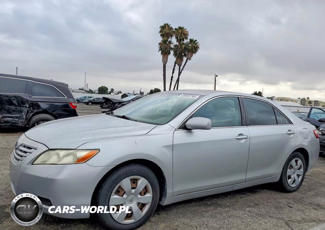 2007 Toyota Camry Le – zdjęcie 1 z 12