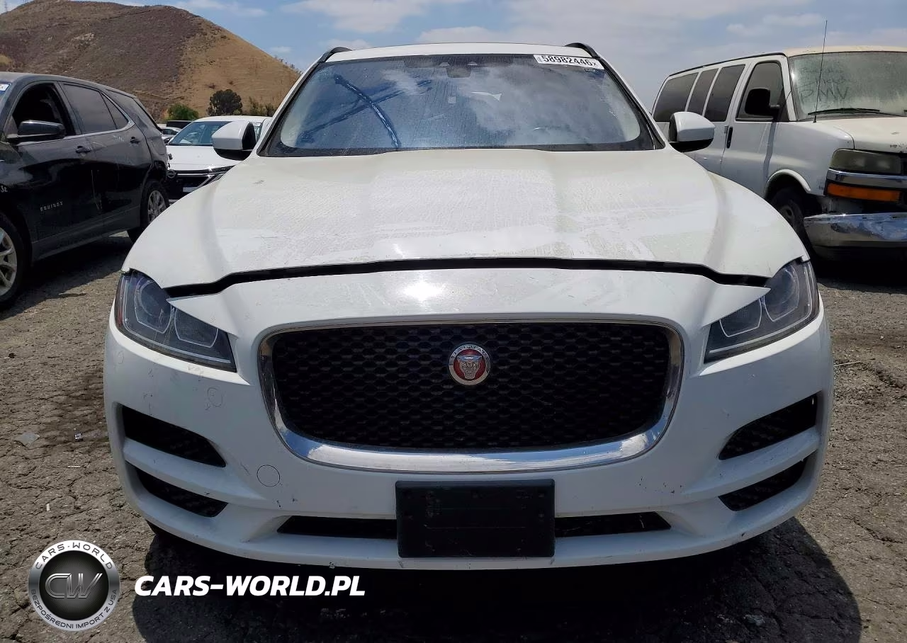 2017 Jaguar F-Pace Premium VIN:SADCJ2BV9HA493007 - 5