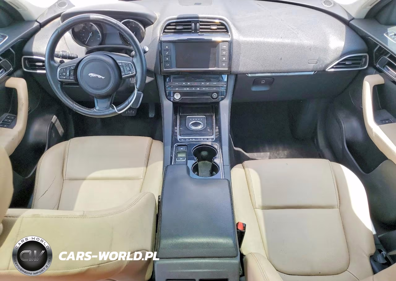 2017 Jaguar F-Pace Premium VIN:SADCJ2BV9HA493007 - 8