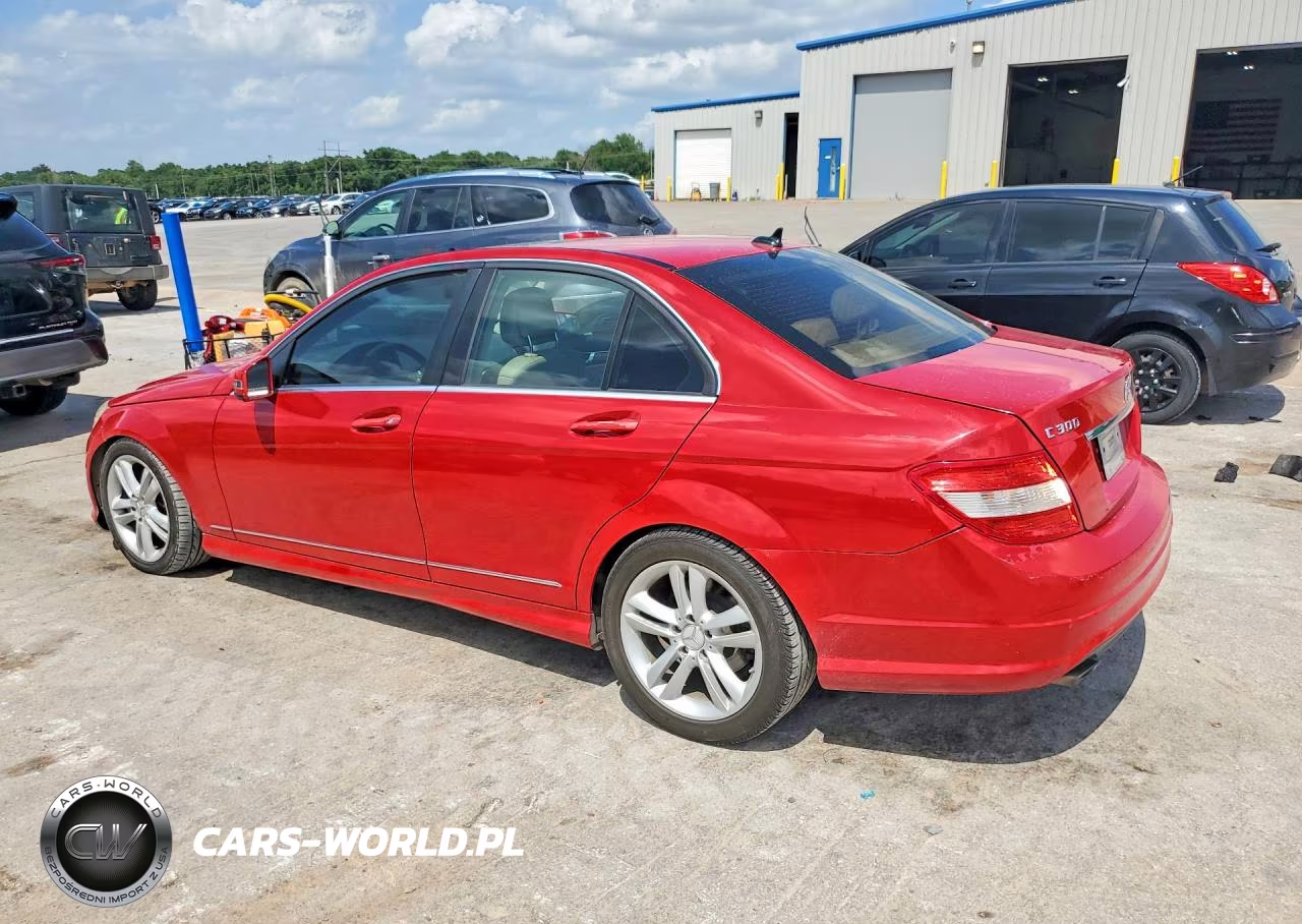 2010 Mercedes-Benz C 300 VIN:WDDGF5EB1AF434050 - 2