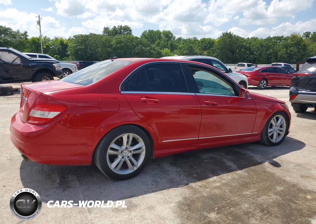 2010 Mercedes-Benz C 300 VIN:WDDGF5EB1AF434050 - 3