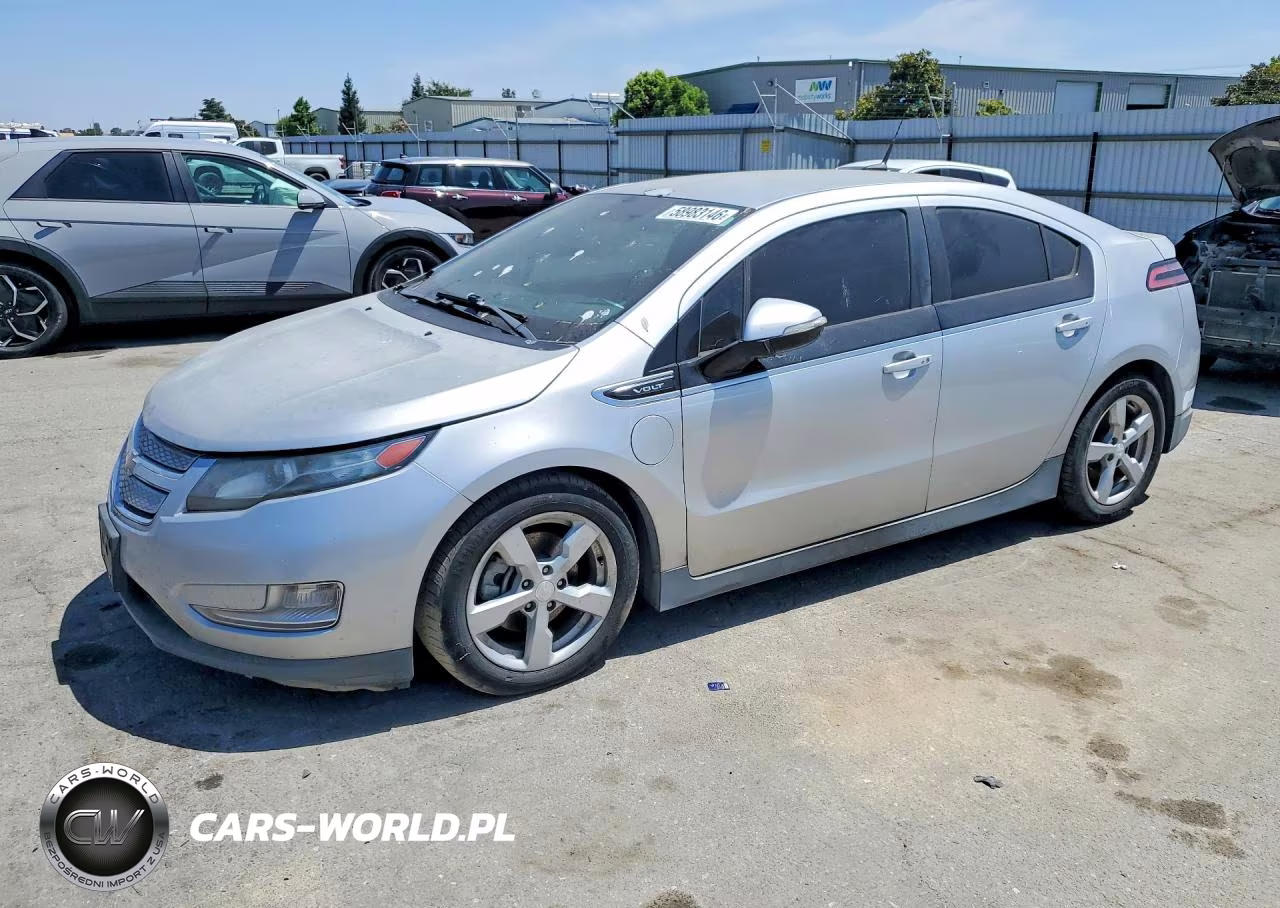 2013 Chevrolet Volt 4D Hatchback – zdjęcie 1 z 12