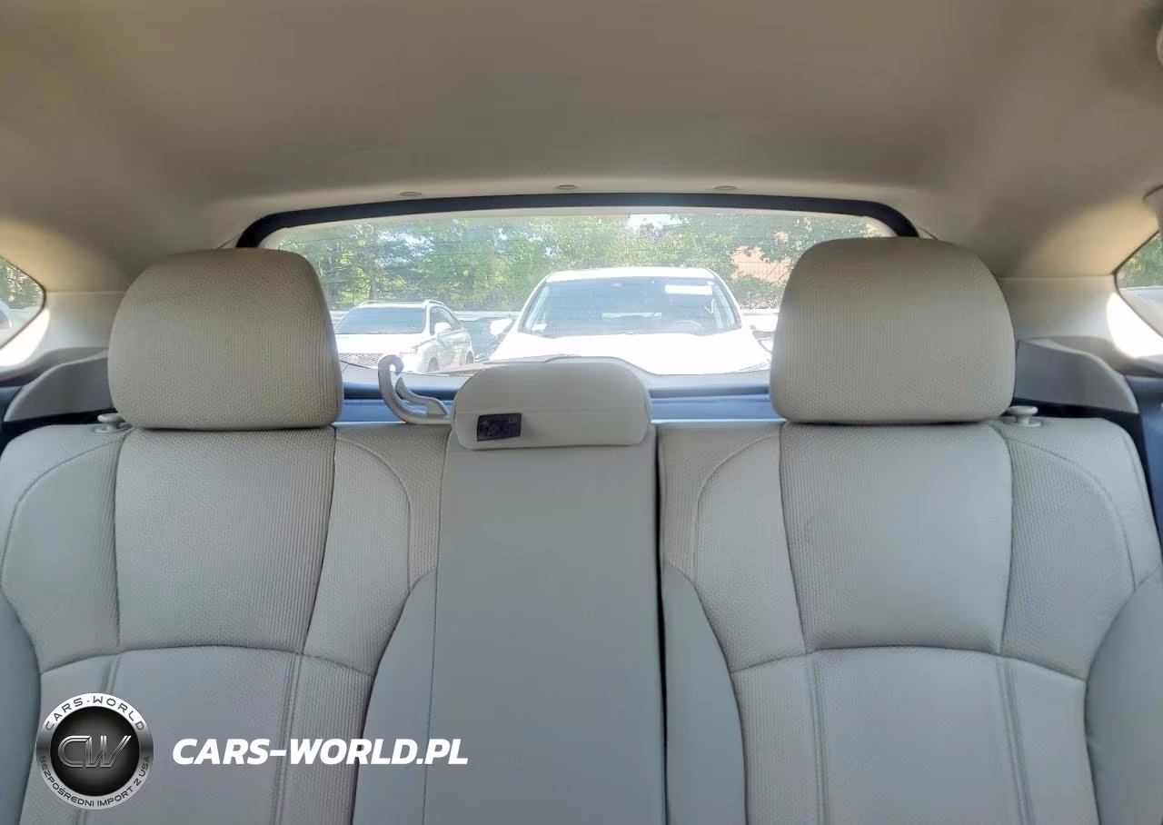2017 Subaru Impreza Premium Plus VIN:4S3GTAD67H3746899 - 10