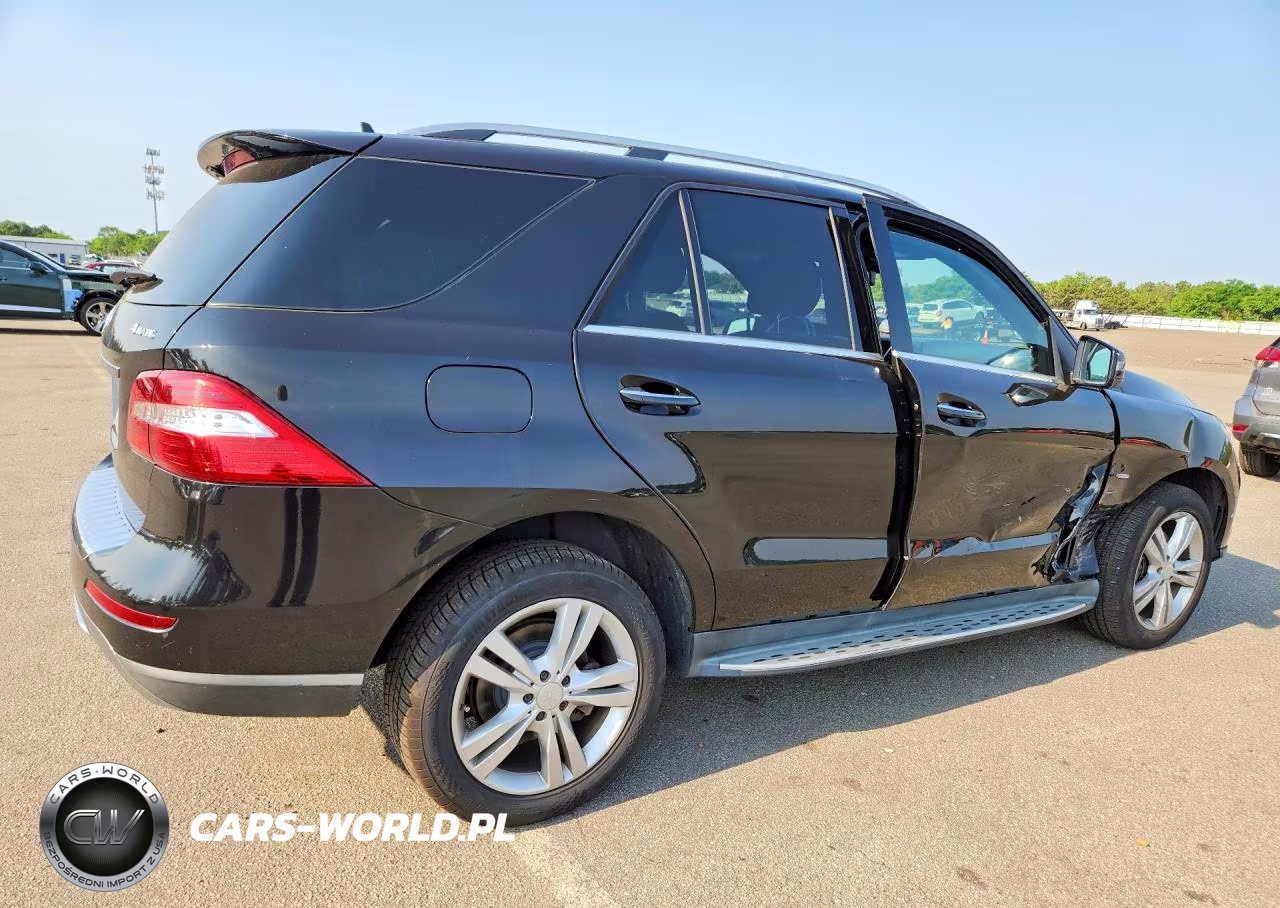 2012 Mercedes-Benz Ml 350 4Matic VIN:4JGDA5HB5CA043695 - 3