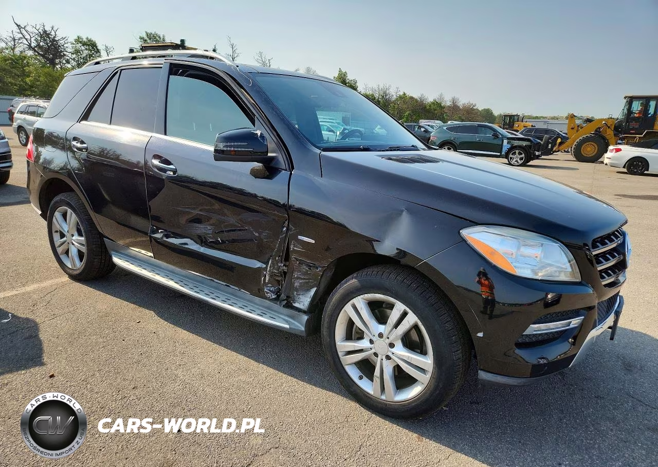 2012 Mercedes-Benz Ml 350 4Matic VIN:4JGDA5HB5CA043695 - 4