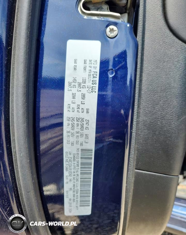 2018 Chrysler Pacifica Touring L Plus VIN:2C4RC1EG4JR165342 - 13