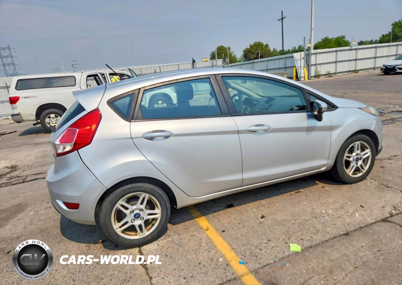 2017 Ford Fiesta Se VIN:3FADP4EJ2HM146467 - 3