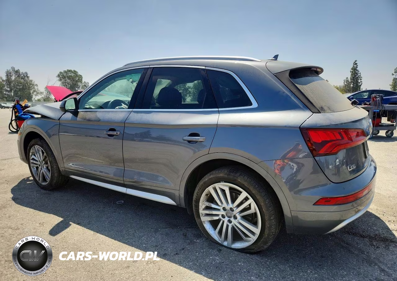 2018 Audi Q5 Prestige VIN:WA1CNAFY5J2018043 - 2