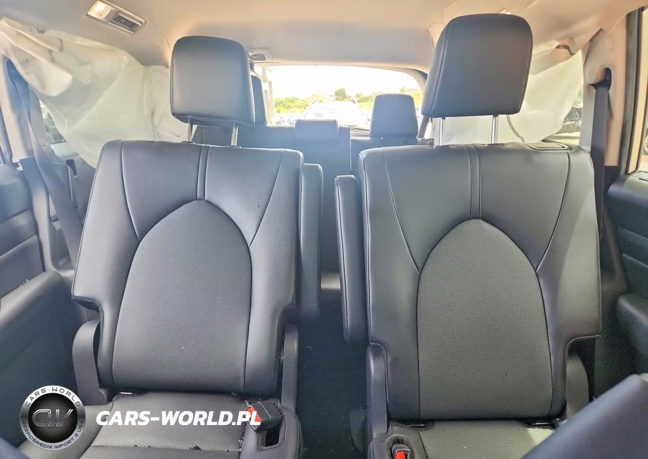 2024 Toyota Grand Highlander Xle VIN:5TDAAAA57RS011489 - 10